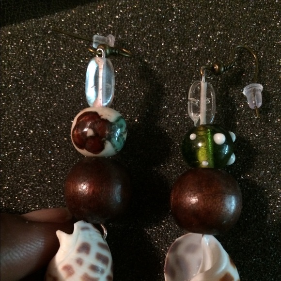 Beautiful handmade airings - Picture 1 of 1